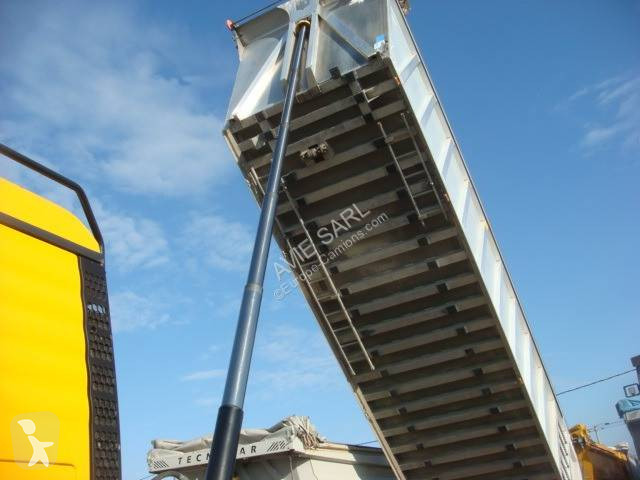 Semitrailer Benalu BENNE CEREALIERE 40M3 2013