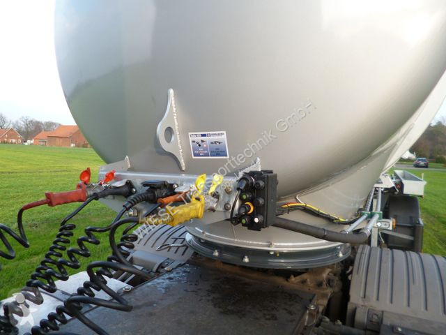 Semi reboque D-TEC Gülletanker FV2011...