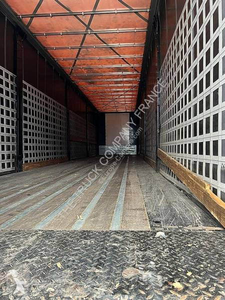 Semitrailer Hoet Trailer  Ensemble...