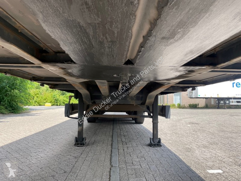 Semitrailer Krone 3 AXLE / DISC BRAKE / SLIDE...