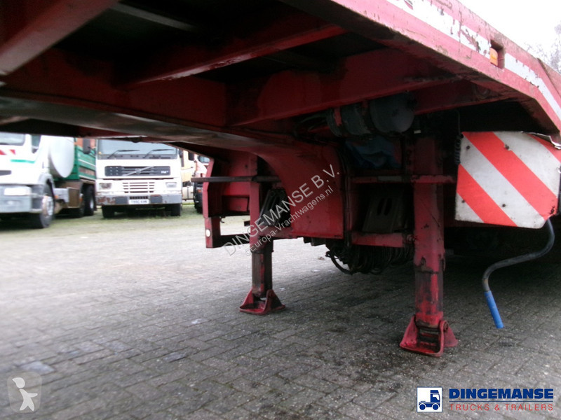 Semiremorca Broshuis 3-axle semi lowbed trailer...