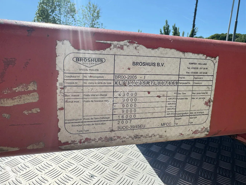 Semi reboque Broshuis 3 UCC-39/45 EU - 3 AXLE...