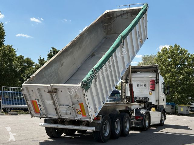 Semitrailer Benalu...