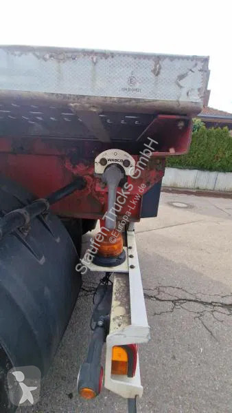 Semitrailer Schwarzmüller kurzes 3- Achs...