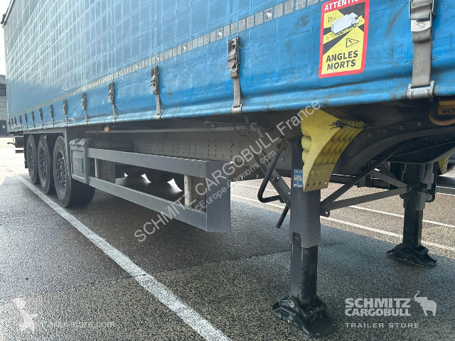 Semitrailer Schmitz Cargobull Semitrailer...