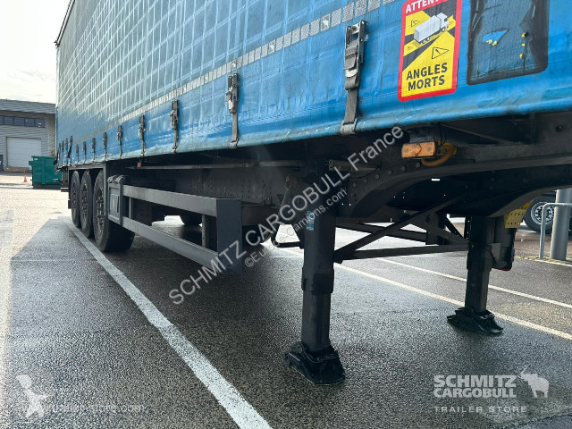 Semitrailer Schmitz Cargobull Semitrailer...