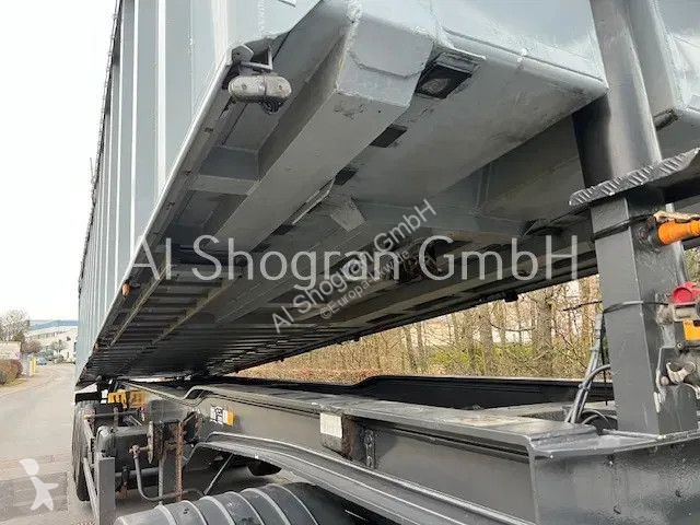 Semitrailer Benalu 3 xAchse PBW/Voll...