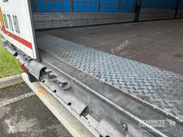 Semitrailer Schmitz Cargobull Semitrailer...