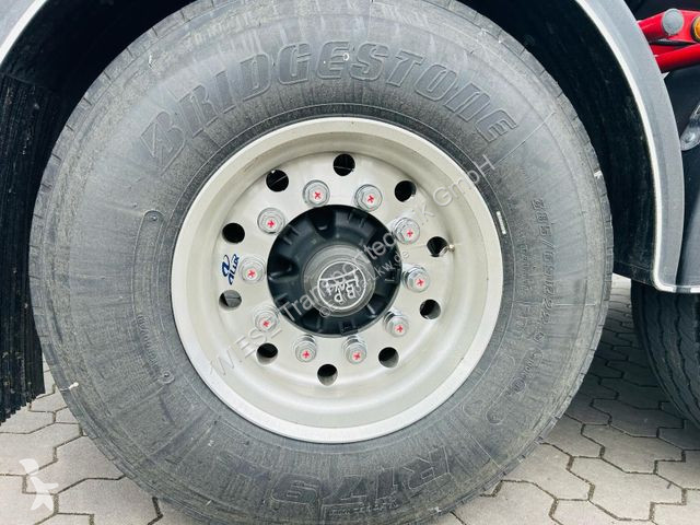 Semitrailer Kässbohrer STS.SS Edelstahl...