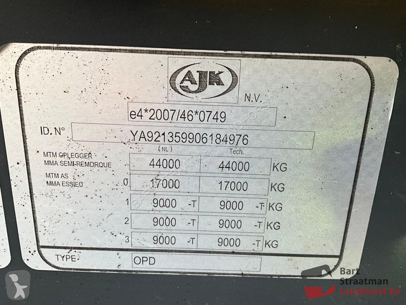 Semiremorca AJK N/A 3 assen 9 Ton Geisoleerde...