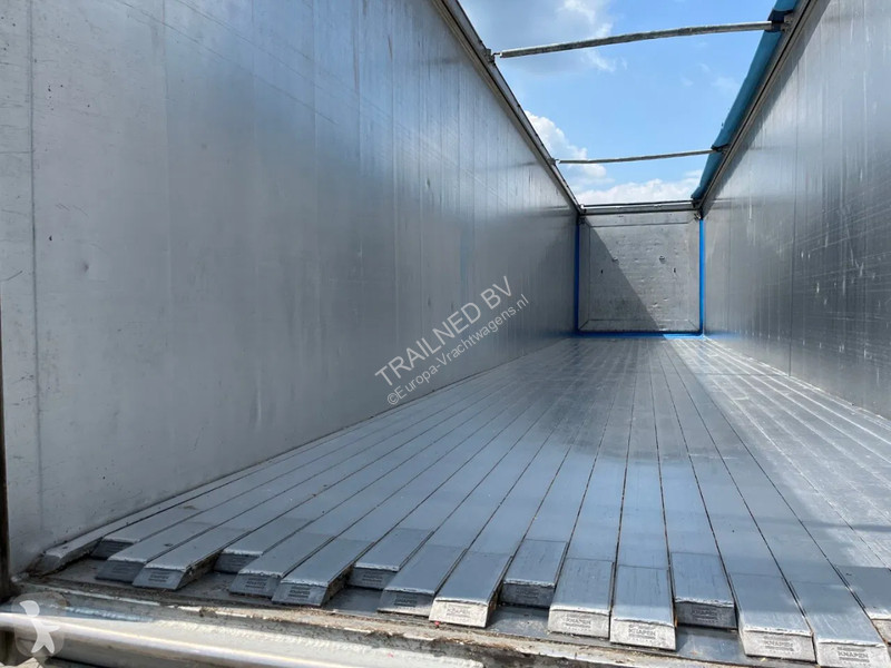 Semiremorca  K100 - 92m3 Liftachse Floor 10mm...