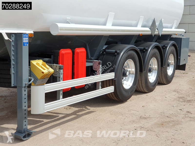 Semiremorca  CLP-36/1 New! 36.000 L Fuel Tank...