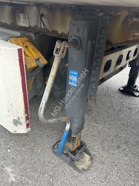 Semirimorchio Menci  Fleischkühler Rohrbahnen,...