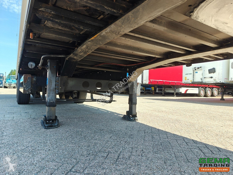 Oplegger Kögel SKH24 3-axle SAF - Closed Body -...