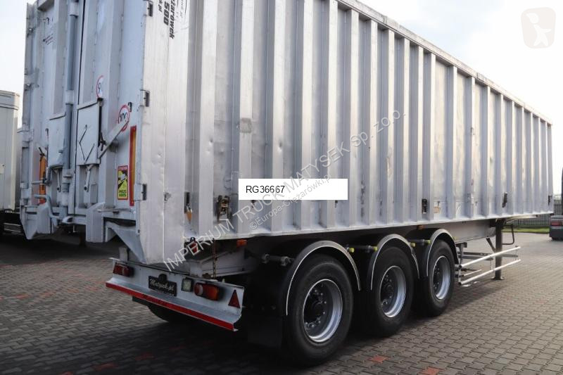 Semiremorca Benalu GENERAL TRAILERS/ 55 M3