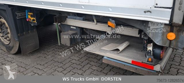 Semi reboque Schmitz Cargobull SKO 24 Vector...