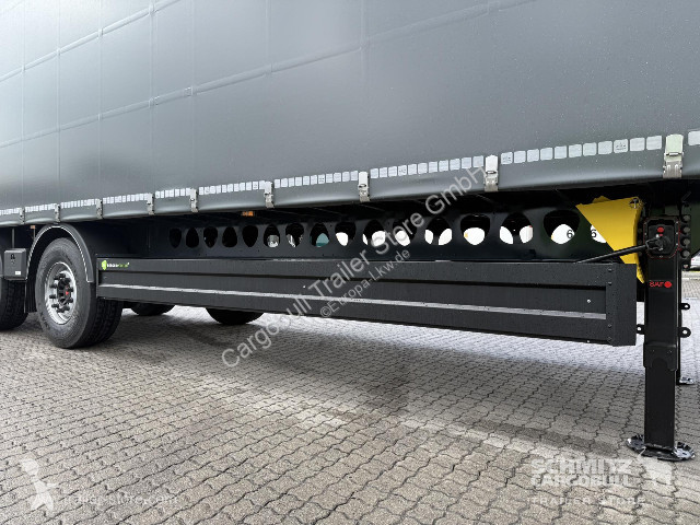 Oplegger Berger Curtainsider Standard Getränke