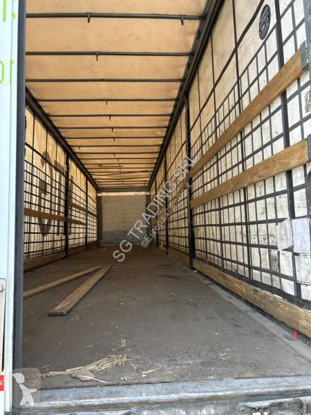 Semirimorchio Schmitz Cargobull Centinato