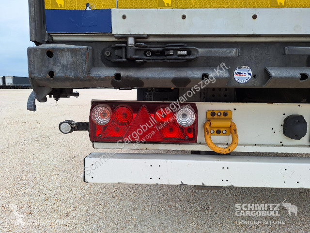 Semirimorchio Schmitz Cargobull Curtainsider Mega