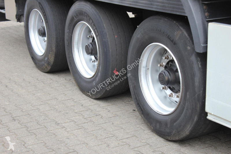 نصف مقطورة Chereau   TK SLXi Spectrum...