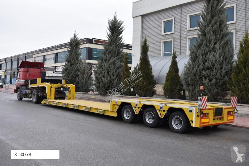 Oplegger Donat Front loading hydraulic lowbed