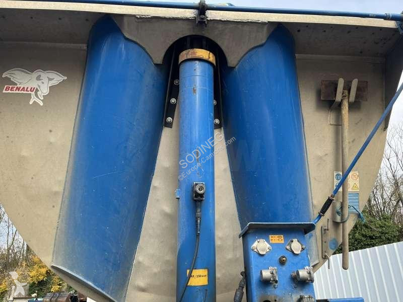 Semitrailer Benalu  3 ESSIEUX