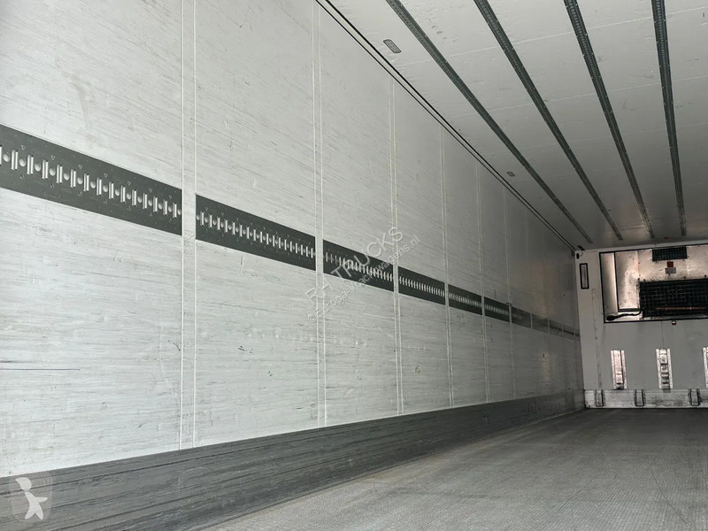 Oplegger Schmitz Cargobull SCB*S3B THERMO KING...