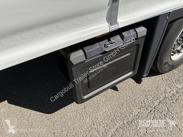 Návěs Schmitz Cargobull Curtainsider Mega Getränke
