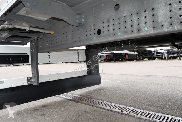 نصف مقطورة Schmitz Cargobull 24/3 x ZURRLEISTE...