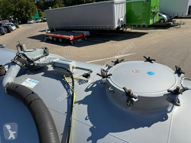 Semitrailer D-TEC Gülletankauflieger 30m³...