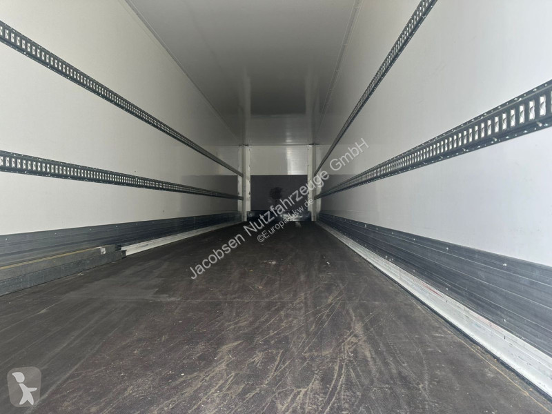 Semitrailer Wielton