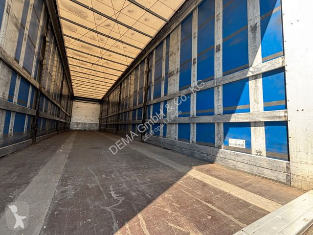 Semitrailer Schwarzmüller...