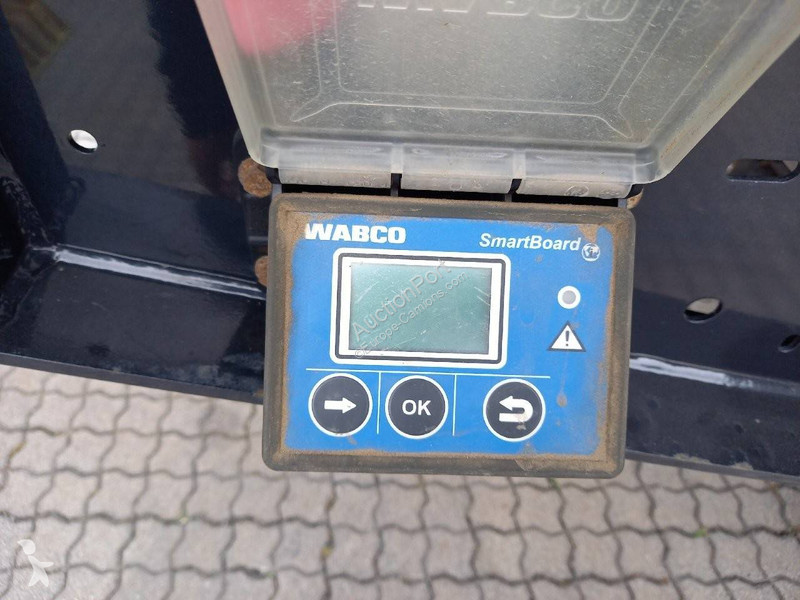 Semitrailer  Kipper Stahlrundmulde
