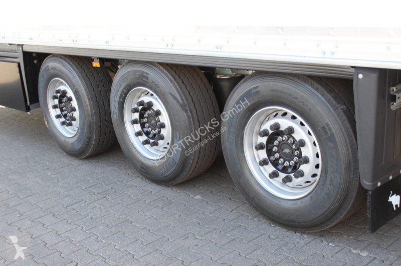نصف مقطورة Schmitz Cargobull   Koffer 2,7h   DS...