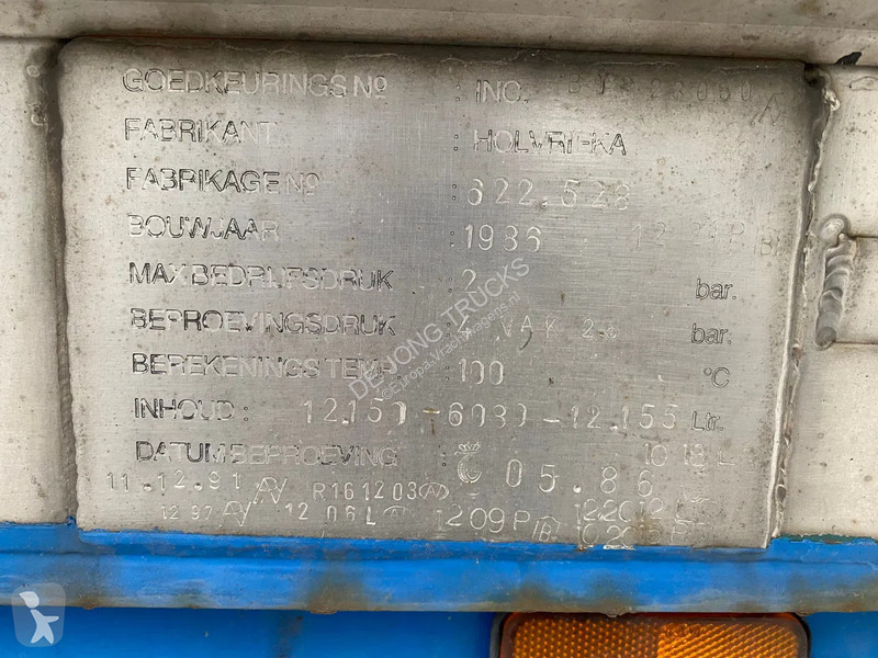 نصف مقطورة Burg / 30.310 LT / 3 compartments /...