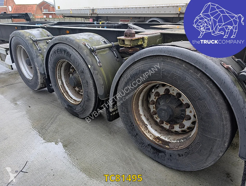 نصف مقطورة  Tank chassis Gooseneck