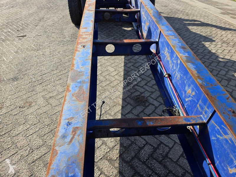 نصف مقطورة  Wide spread - 8 Tires - Drumbrakes...
