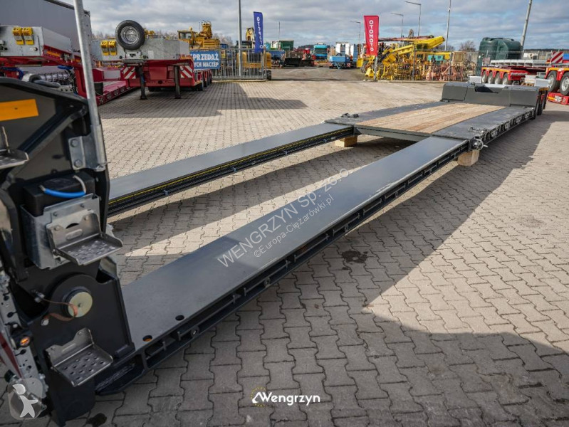 Náves MAX Trailer 2 axle | Tiefbett | Lowbed
