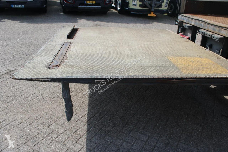 نصف مقطورة Groenewegen 3x BPW 3 TONS  lift