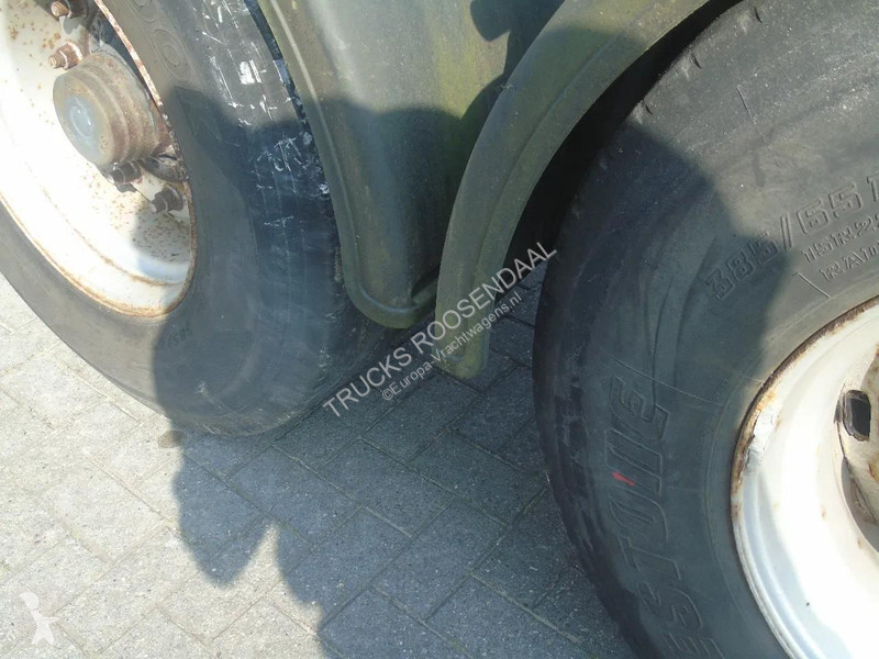 نصف مقطورة Pacton 3 AXLE