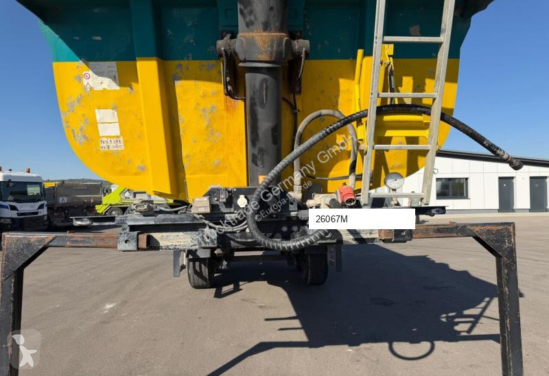 نصف مقطورة Schwarzmüller 663 SPA 2/E