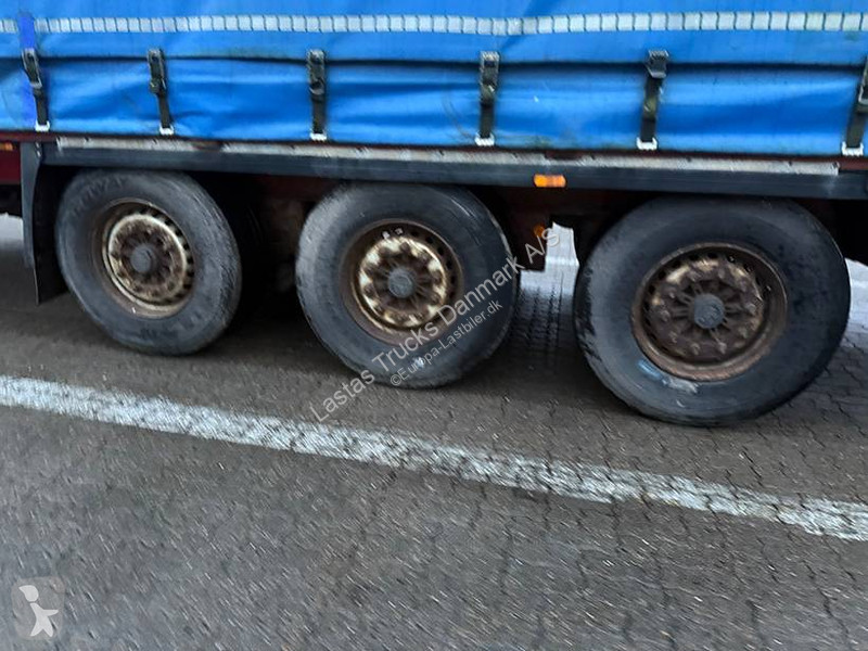 نصف مقطورة Krone Curtainsider / Planenauflieger...