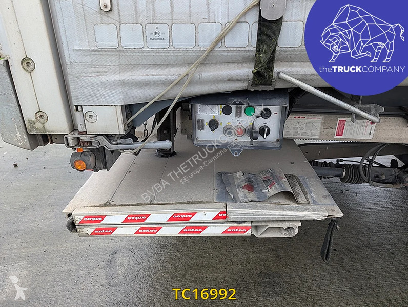 نصف مقطورة Fruehauf