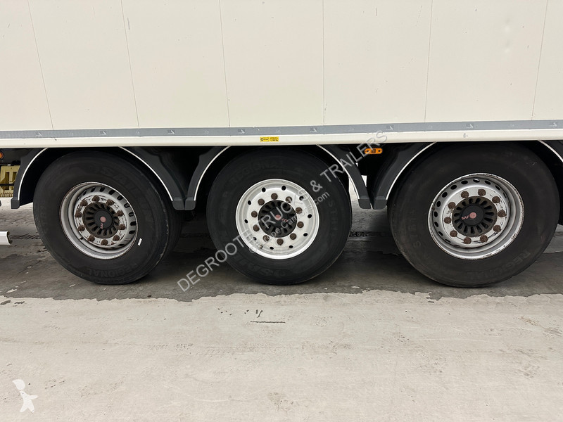 نصف مقطورة Stas Walking floor 91 cub