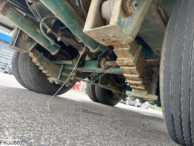 نصف مقطورة Kaiser Lowbed Steel suspension