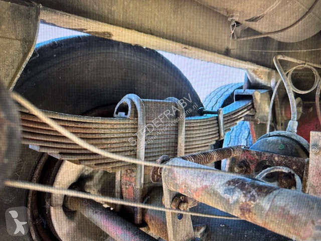 نصف مقطورة Fruehauf 2 Axle , 8 Tyres , Steel...
