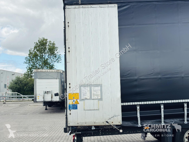 Návěs Schmitz Cargobull Curtainsider Mega Getränke