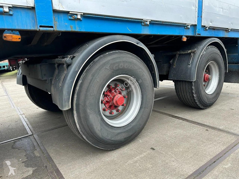 نصف مقطورة KWB P-423-STI-R 3 AXLE BPW + HIAB...