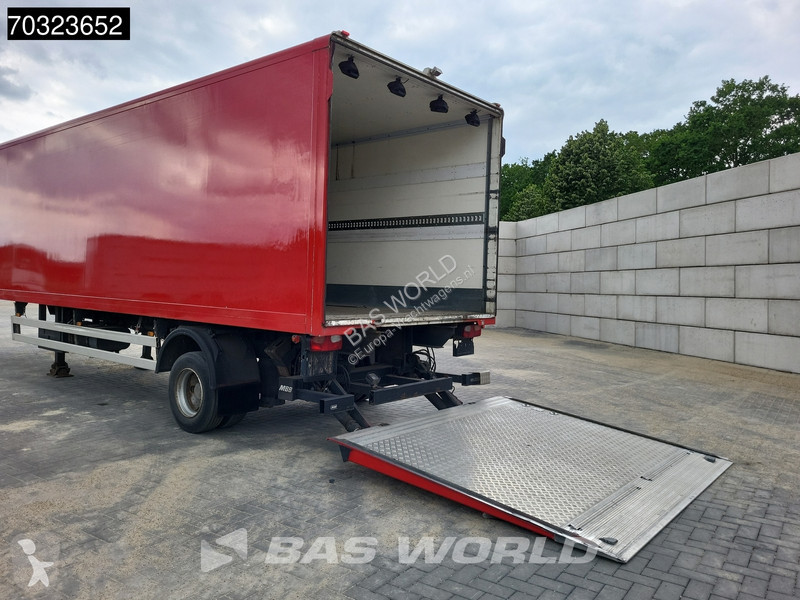 نصف مقطورة  Tail gate