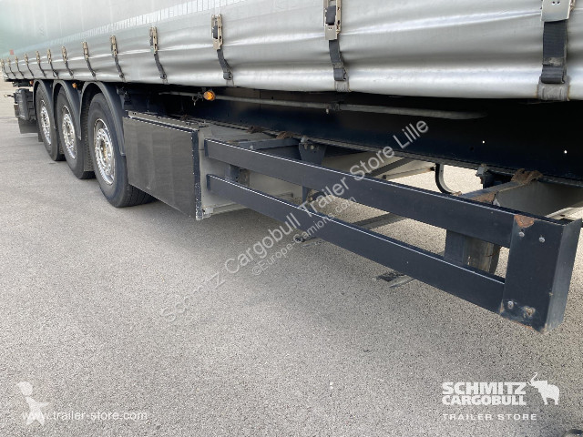 Semi remorque Kögel Semitrailer Curtainsider...